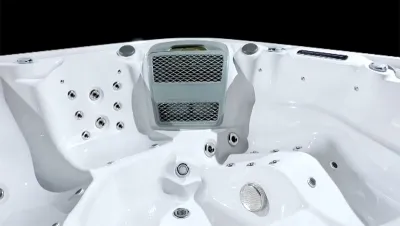 6 Person Hot Tub, 834 Series